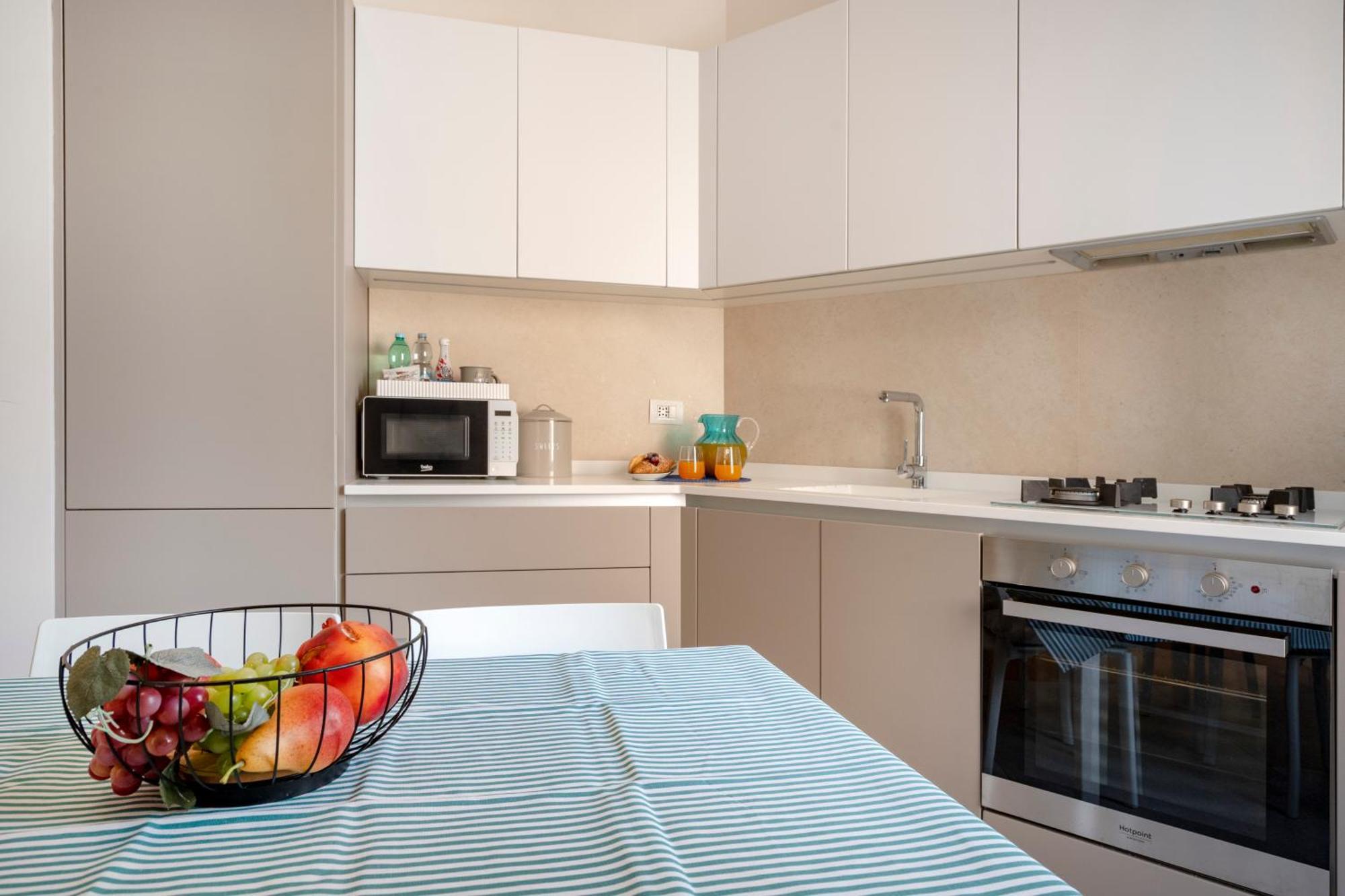 Martini Matera 2-Luxury Apartment Екстер'єр фото